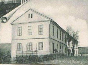 skola-brnicko_1910.jpg